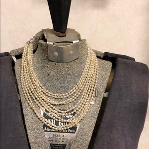 Multi strand Cream necklace￼